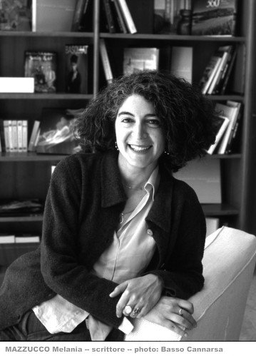 Editorial Océano Melania G. Mazzucco